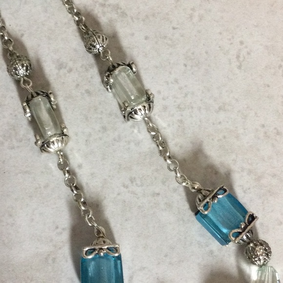 Avon silver chain turquoise bead necklace - Picture 4 of 7